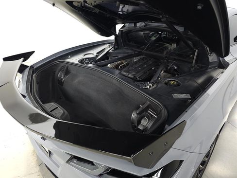 Used 2024 Chevrolet Corvette Stingray Coupe w/ Z51 Performance Package image 8