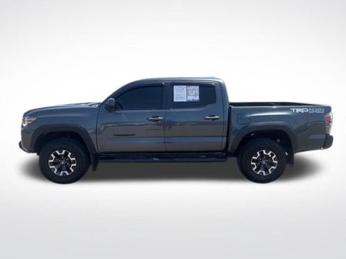 Used 2021 Toyota Tacoma TRD Off-Road image 2