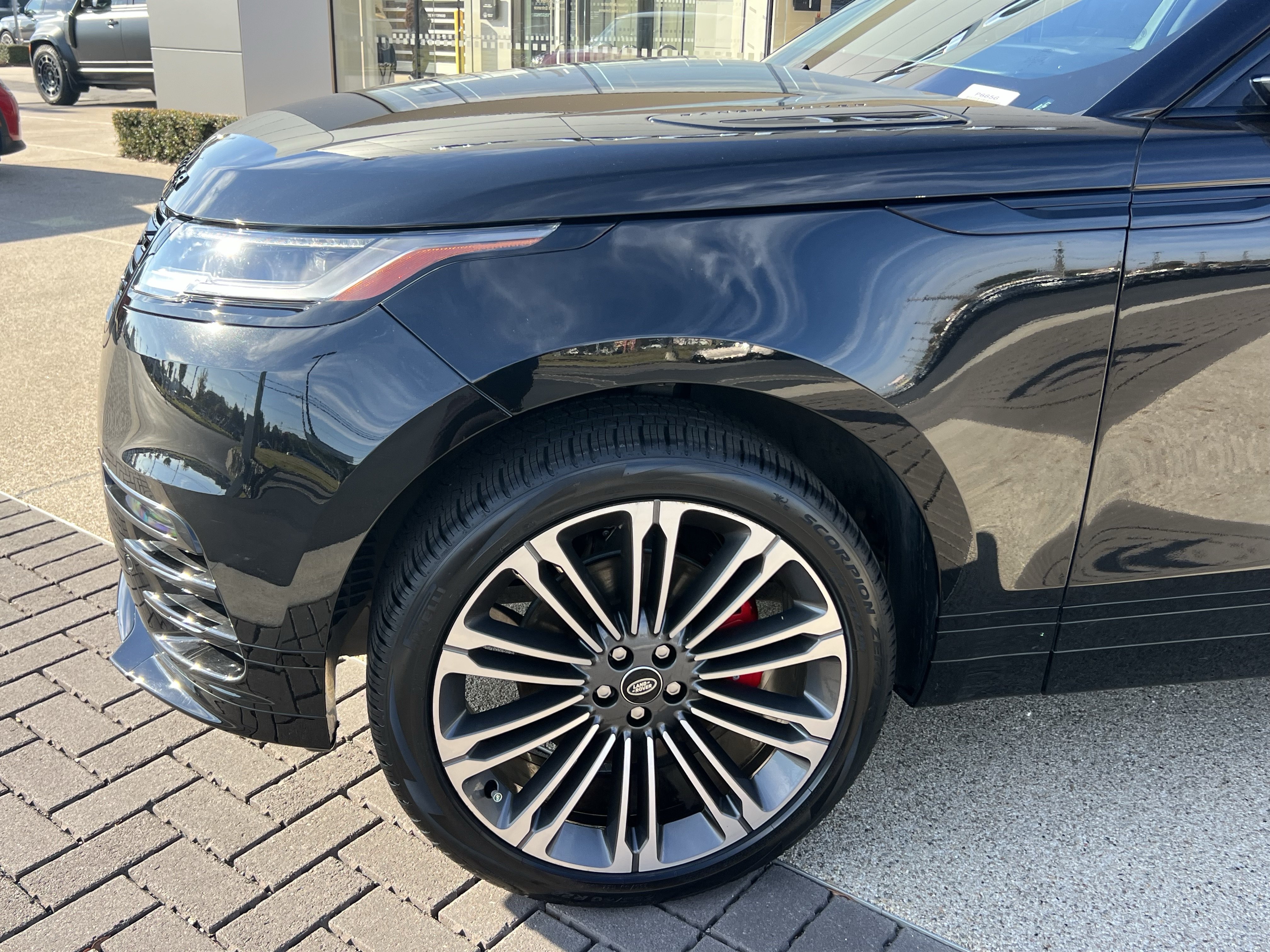 Certified 2024 Land Rover Range Rover Velar Dynamic SE AWD/4WD image 14
