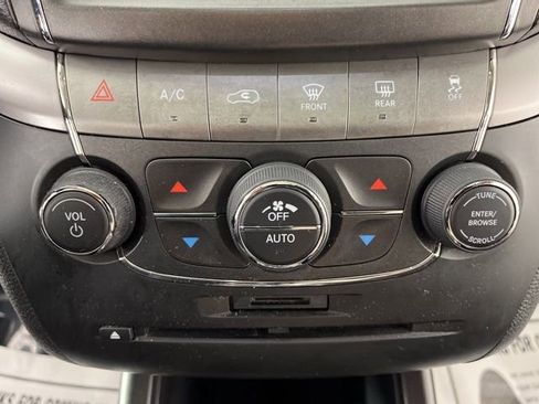 Used 2016 Dodge Journey Crossroad image 27