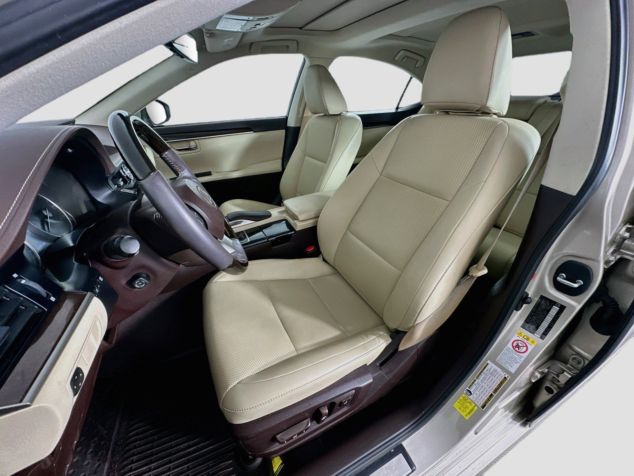 Used 2017 Lexus ES 350 w/ Navigation System Package FWD image 13