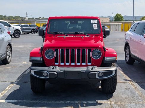Used 2021 Jeep Wrangler Unlimited Sahara AWD/4WD image 5