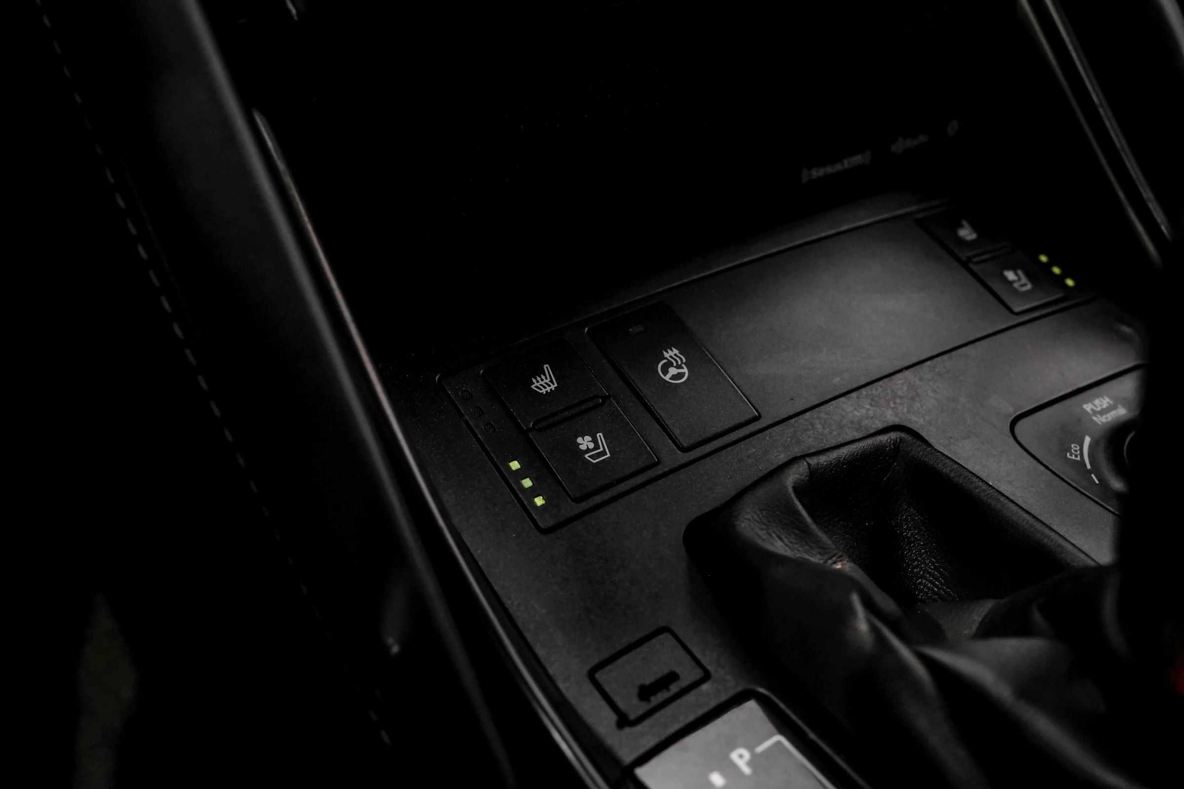 Used 2022 Lexus IS 350 F Sport w/ Accessory Package RWD image 29