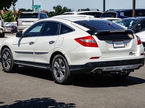 Used 2014 Honda Crosstour EX-L image 2