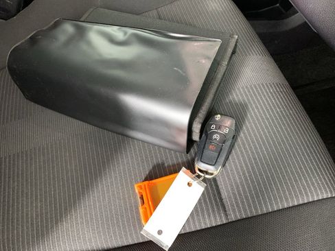 Used 2017 RAM 1500 Express w/ Express Value Package image 45