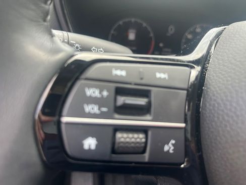 Used 2025 Honda CR-V EX-L image 18