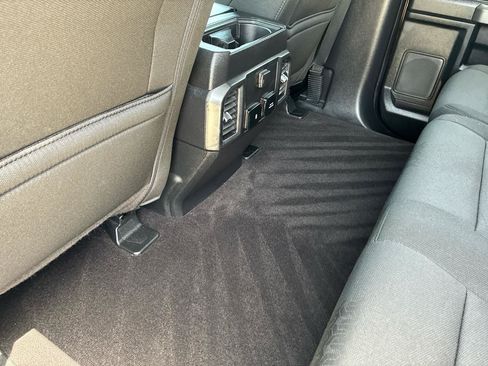Used 2019 Ford F150 XLT w/ Equipment Group 302A Luxury AWD/4WD image 29