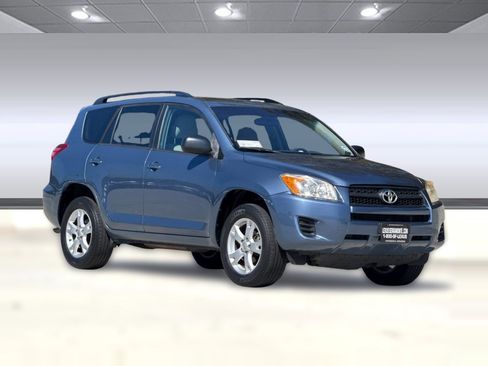 Used 2011 Toyota RAV4 4WD w/ Upgrade Value Pkg image 6