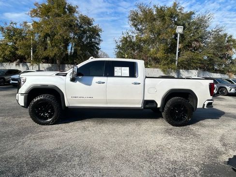 Used 2025 GMC Sierra 2500 Denali Ultimate w/ Max Trailering Package image 4