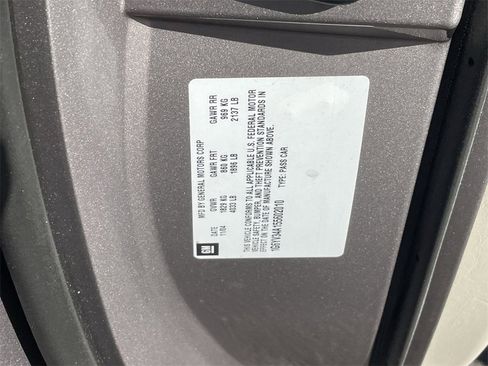 Used 2005 Cadillac XLR image 32