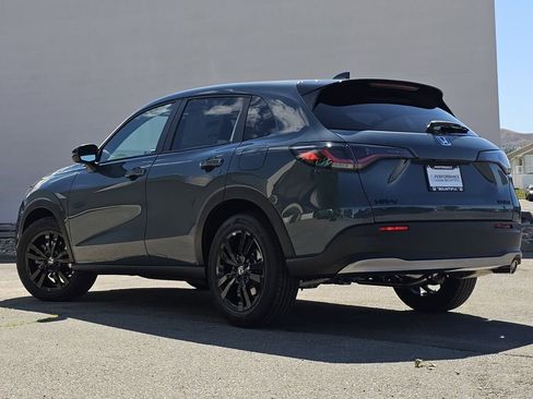 New 2026 Honda HR-V Sport image 8