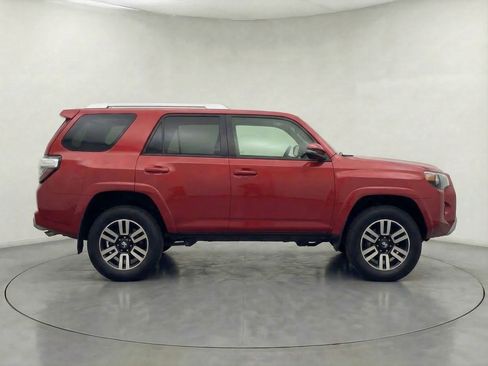 Used 2026 Toyota 4Runner Limited image 8