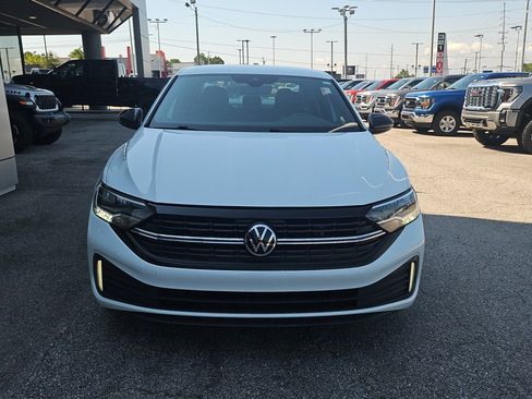 Used 2023 Volkswagen Jetta Sport FWD image 7