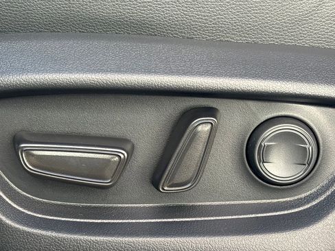 New 2026 Toyota Camry SE image 9