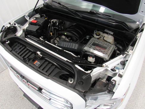 Used 2021 GMC Sierra 1500 AT4 w/ AT4 Premium Package image 38