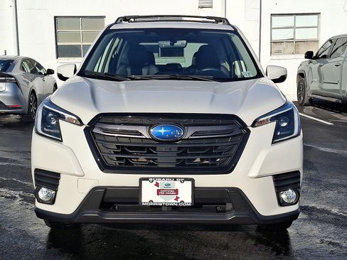Certified 2023 Subaru Forester Limited image 2