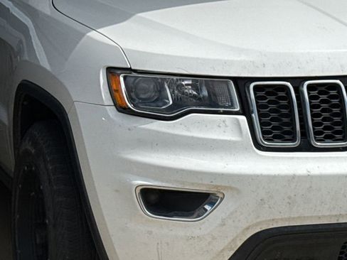 Used 2022 Jeep Grand Cherokee Laredo X RWD image 4