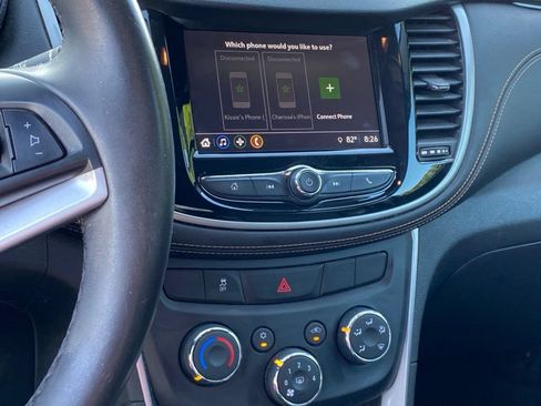 Used 2018 Chevrolet Trax LT w/ LT Convenience Package AWD/4WD image 9