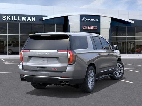 New 2026 GMC Yukon XL Denali w/ Denali Reserve Package AWD/4WD image 4