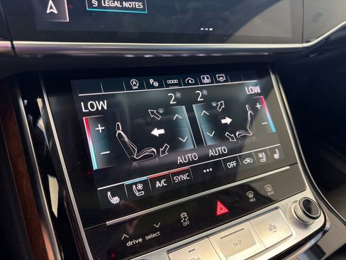 Used 2023 Audi A8 L 3.0T AWD/4WD image 34