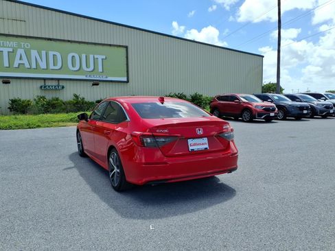Used 2023 Honda Civic Touring image 15