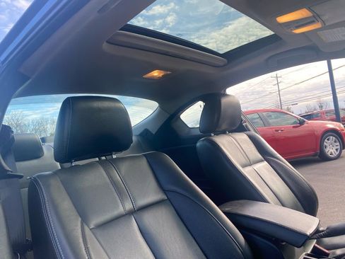 Used 2010 Nissan Altima 3.5 SR w/ Leather Pkg image 22