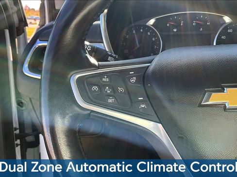 Used 2022 Chevrolet Equinox LT image 12