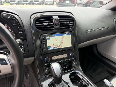 Used 2011 Chevrolet Corvette Grand Sport w/ Preferred Equipment Group image 19