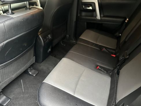 Used 2022 Toyota 4Runner SR5 Premium w/ Moonroof Package image 14