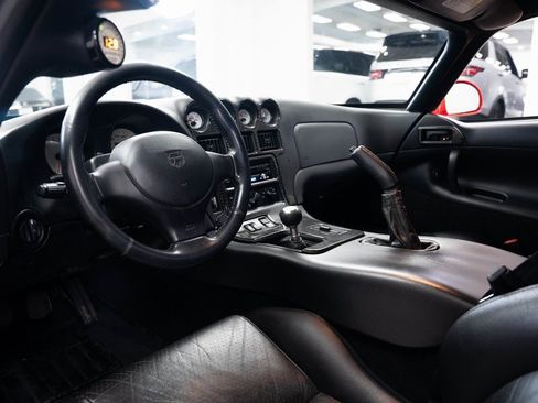 Used 1997 Dodge Viper GTS image 14