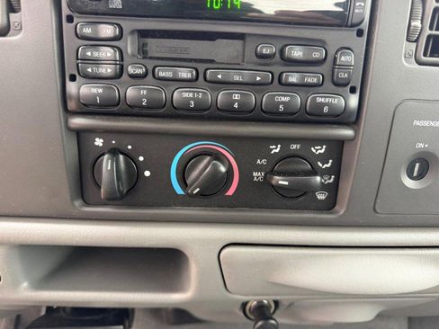Used 2003 Ford F250 XLT RWD image 14