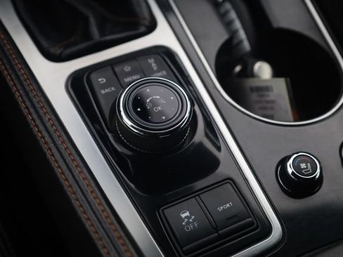 Used 2019 Nissan Maxima SR w/ Premium Package FWD image 20