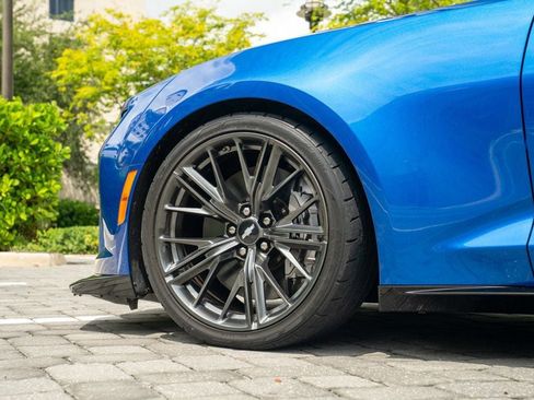 Used 2018 Chevrolet Camaro ZL1 RWD image 43