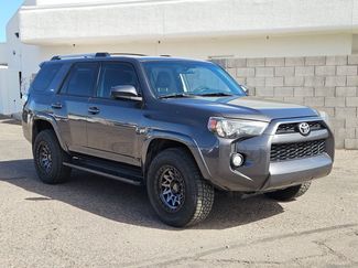 Used 2019 Toyota 4Runner SR5 AWD/4WD video 3