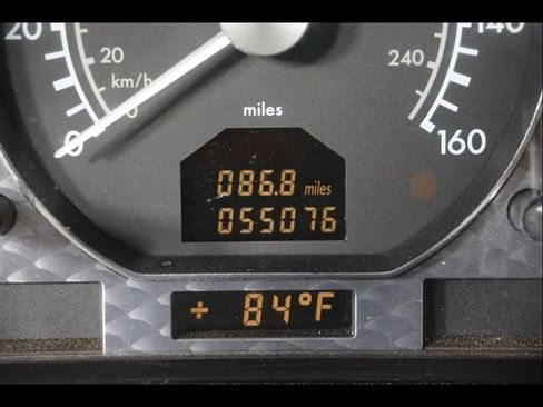 Used 2002 Mercedes-Benz SL 500 image 24