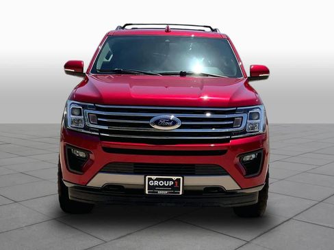 Used 2020 Ford Expedition XLT w/ Equipment Group 202A AWD/4WD image 3