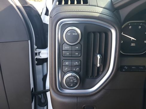 Used 2022 GMC Sierra 2500 Denali w/ Denali Ultimate Package image 33