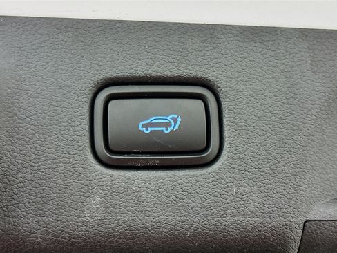 Used 2025 Hyundai Palisade SEL AWD/4WD image 32