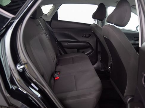 Used 2026 Hyundai Kona SEL Sport FWD image 16
