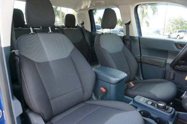 Used 2023 Ford Maverick XL FWD image 2