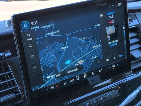 Used 2024 Ford Transit 350 XLT image 25