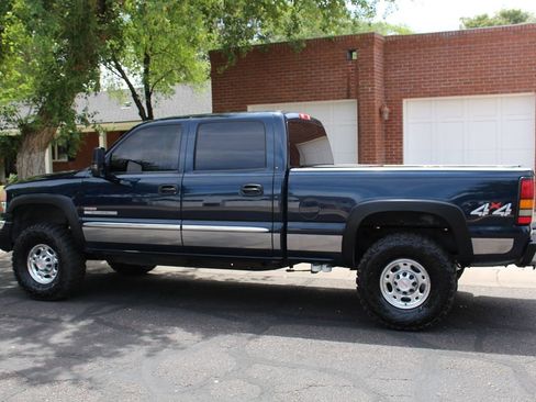 Used 2005 GMC Sierra 2500 SLE w/ Heavy-Duty Power Package AWD/4WD image 31