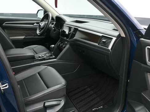 Used 2023 Volkswagen Atlas SE AWD/4WD image 9