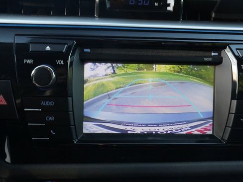 Used 2016 Toyota Corolla S image 29