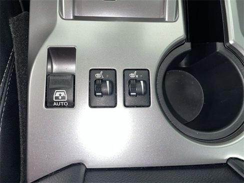 Used 2023 Toyota 4Runner SR5 Premium image 31