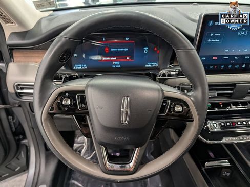 Used 2023 Lincoln Corsair Reserve w/ Equipment Group 201A AWD/4WD image 21