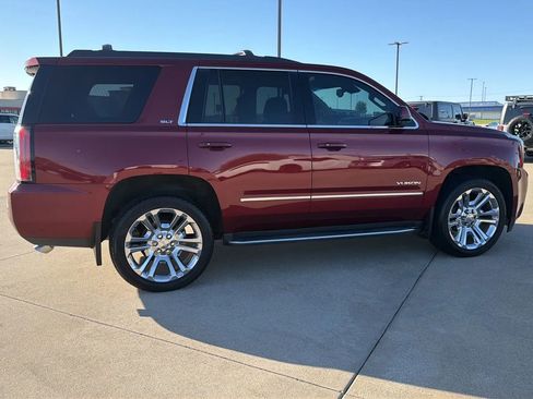 Used 2018 GMC Yukon SLT w/ Premium Edition image 24