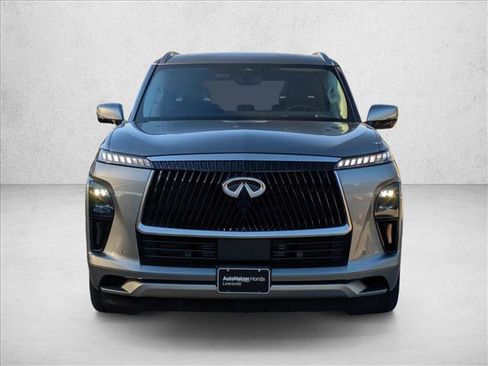 Used 2025 INFINITI QX80 Sensory image 2