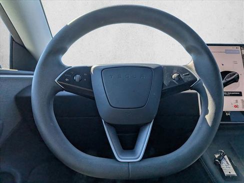 Used 2025 Tesla Model 3 Long Range image 15