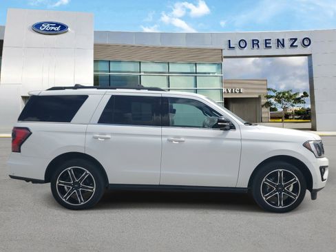 Used 2021 Ford Expedition Limited RWD image 4